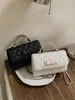2026 Novo Estilo Bolsa Quadrada Pequena com Corrente Losangular Bolsa Transversal para Mulheres Moda Coreana Versátil Bolsa para o Dia a Dia Bolsa de Ombro Feminina
