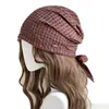 Gorro con Pañuelo a Cuadros Rojo Vintage para Mujer, Nuevo Modelo Verano 2026, Circunferencia de Cabeza Grande, Gorro de Poner de Atar de Gama Alta