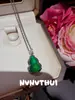 Joyería Calcedonia Verde Brasileña Colgante Grande de Paz con Incrustación de Diamante Collar Nuevo Estilo Chino Calcedonia Rosa Cadena para Suéter de Buda