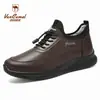 Botas de Cuero para Hombre Western Camel con Forro de Lana Engrosado, Zapatos Ligeros Suaves de Suela Blanda tipo Papá, Zapatos de Algodón, Botas de Algodón Cálidas y Resistentes al Frío para Exteriores