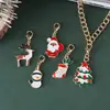 Novo Conjunto de Colar com Pingente de Garra de Lagosta de Liga para Árvore de Natal Desenho Animado Gotejamento de Óleo Biscoito de Gengibre Papai Noel Pingente