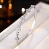 Pulsera Pequeña de Flor de Lujo Ligero con Circonita Exquisita Elegante de Moda Temperamento Suave Pulsera Versátil Para Citas Viajes al Trabajo Regalo