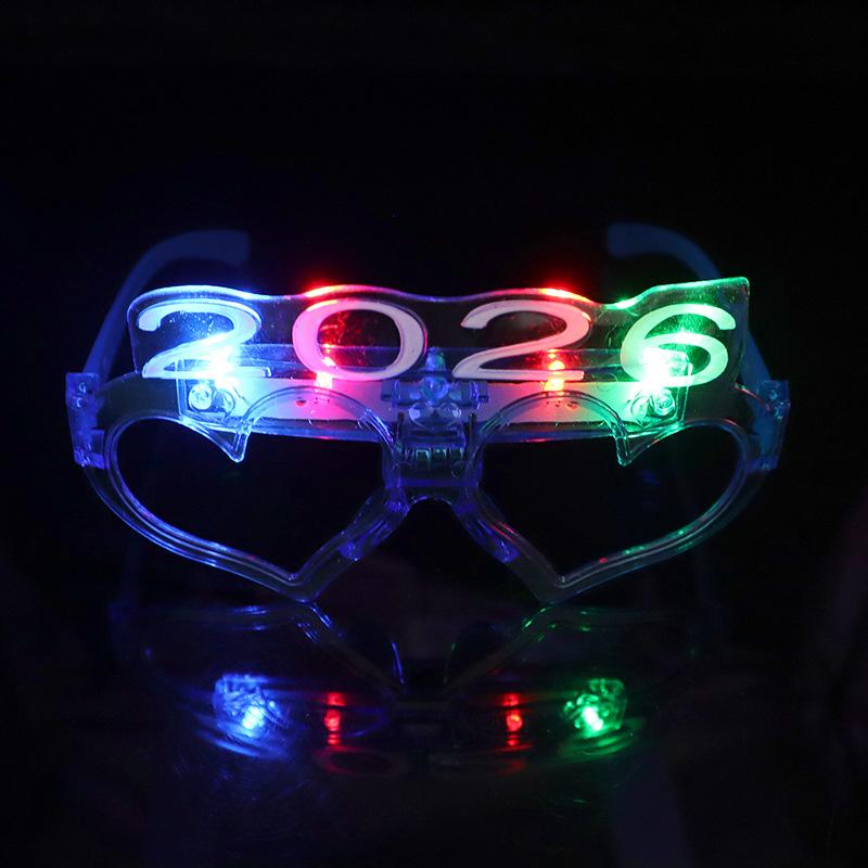 2026三灯爱心眼睛8.jpg