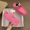Nuevas Zapatillas de Moda Beige de Goma EVA Suave para Mujer, Adecuadas para Usar al Aire Libre, que Aumentan la Altura, Antideslizantes, Sandalias Cómodas que No Cansan los Pies