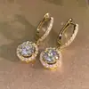 Pendientes Frescos de Moda Estilo Coreano para Mujer Nicho de Gama Alta Brazaletes para Orejas Incrustados con Circonita Pendientes Redondos Clásicos Versátiles