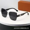 Llegada Nueva 2025 Sin Marco Decoración Camelia Estilo Chanel Gafas de Sol de Alto Nivel para Mujer Gafas de Sol Rojas de Moda en Línea