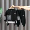 Fatos de Manga Comprida para Meninos Primavera, Outono e Inverno 2025 Novas Camisolas Bonitas para Crianças Moda para Meninos Roupas Tendência Bebé Tendência