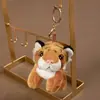 Colgante de Muñeco de Tigre Simulado Llavero para Bolso Colgante de Muñeco para Mochila Leopardo de Nieve Ciervo Souvenir de Viaje para Mujeres