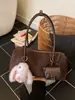 Bolsas Modernas Retrô de Luxo para Mulheres 2026 Novo Inverno Exquisite Super Popular Bolsa de Ombro Versátil para o Dia a Dia