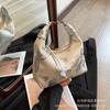 Bolsa Pequena Bordada de Design de Nicho para Mulheres 2026 Nova Tendência Estilo Quente de Celebridade da Internet Bolsa de Ombro Estilo Chinês Bolsa Transversal