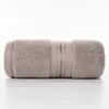 Toalha de Algodão Puro Espessa Gaoyang, Absorvente de Fábrica 100% Algodão para Uso Doméstico e de Hotel, 16 Espirais Bordado Personalizado para Salão de Beleza