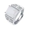 Anel Kawei Dominador com Padrão Vazado e Pedra Colorida Zircônia Verde Diamante Retangular Ascher Anel de Diamante Texturizado com Linhas Longas