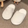 Pantuflas de algodón para niños de Amazon transfronterizas, pantuflas de felpa para el hogar de invierno, pantuflas cálidas y peludas para niñas, venta al por mayor para hombres