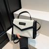 Bolso de Hombro Cruzado de Moda Versátil Tendencia Bloqueo de Color Nuevo Estilo Otoño 2026 con Patrón Tejido de Gama Alta