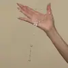 Exquisito Collar de Flor de Perla de Nicho Estilo Coreano con un Diseño Versátil, Cadena de Clavícula Ajustable, Lujo Ligero y Sensación de Alta Gama