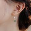 Pendientes de oro de 14 quilates con perla de agua dulce de jade hetiano natural, elegantes y delicados, con gancho para la oreja en forma de corazón para niña mayor.