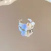 Serenidad de Té Blanco, Anillo Abierto Irregular de Perla Tejido Plegado, Anillo de Dedo Índice de Lujo Ligero de Gama Alta, Accesorio de Mano de Moda