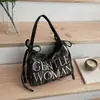 Bolso cruzado de nicho coreano, Bolso popular para mujer, Bolso de hombro versátil y moderno, Bolso simple de gran capacidad para el hombro para el día a día