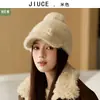 Gorra de Béisbol de Invierno 2026 Nueva para Mujer con Pompón de Piel Sintética de Visón, Moderna y Versátil, Adelgazante, Gorra de Béisbol de Felpa Cálida