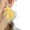 Pendientes Navideños de Peluche Estrella Peluda 2025 Nuevos Pendientes de Alta Gama Pendientes de Bola de Pelo Femeninos Otoño e Invierno