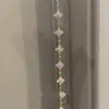 2026 Nuevo Brazalete de Flor de Circonita Súper Brillante de Lujo Ligero Estilo Ins Brazalete Versátil de Temperamento a la Moda Joyería de Mano de Alta Gama para Mujeres