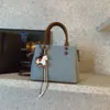 Bolso Pequeño Cuadrado Casual de Nicho Estilo Coreano para Mujer, Nuevo Elegante Bolso de Hombro Cruzado de Alto Valor Primavera 2026