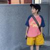 Camiseta de Regata de Espuma con Letras Estampadas Aimo Beibei Verano 2026 Elegante para Niños y Niñas con Mangas Bloqueadas por Color, Top 100% Algodón de Moda