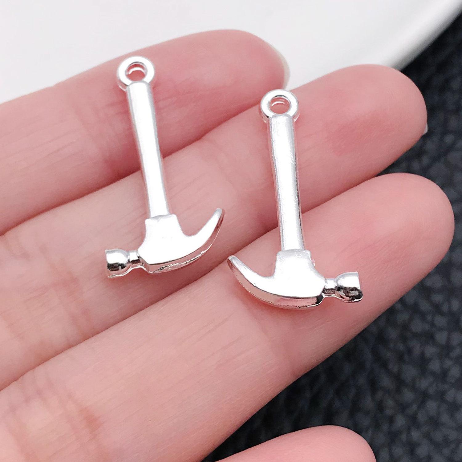 20416-M-亮银锌合金工具锤子25x13mm-1.2g.