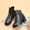 Novedad Otoño/Invierno 2026 Estilo Madre Botas Martin Acolchadas de Terciopelo Botines Cortos para Mujer Suela Suave Casual Antideslizantes Botas de Algodón para Edad Media y Mayores