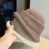 Elegante sombrero de lana estilo Hepburn francés para mujer, otoño e invierno, con un toque sofisticado y de alta gama, gorro de pescador tejido, cálido y elegante