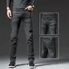 Jeans de alta gama para hombre, pantalones rectos holgados de moda de verano, pantalones elásticos finos de verano para hombre 2026