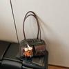 Bolsa Tote Retro de Luxo Grande Capacidade para Mulheres 2025 Outono Nova Nicho Textura Fosca Bolsa de Ombro Único Axila