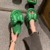 Chinelos de Bolinhas com Laço Grande em EVA de Solado Grosso