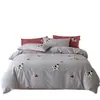 Juego de ropa de cama de cuatro piezas de algodón cepillado tipo caricatura con bordado de toalla, adecuado para dormitorios, juego de tres piezas para estudiantes, no cálido, ropa de cama engrosada