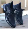 Tênis Masculinos de Malha Respirável Novo Estilo Sapatos da Moda de Verão Sapatos Casuais de Estudante Sapatos de Corrida de Sola Macia Sapatos Masculinos Flyknit