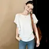 Camiseta Gris de Manga Corta con Volantes en el Hombro Derecho para Mujer 2026 Nuevo Verano Talla Grande Adelgazante Cintura Ceñida Top para Gordos mm