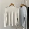 Camiseta de Manga Larga con Cuello Redondo, Hombro Recto y Hombro Estándar, Suave y Pegajosa, Estilo Coreano para Mujer, Nueva Llegada de Otoño, Ropa Interior, Alta Calidad, Versátil, Camiseta Base