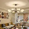Candelabro vintage de estilo francés para sala de estar con diseño de lirio del valle, luz principal retro americana de alta gama para el recibidor, lámpara de comedor, lámpara de iluminación para dormitorio