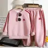 Nuevo conjunto de sudadera de otoño para niños, sudadera deportiva elegante de manga larga y pantalón de chándal para niñas, conjunto de dos piezas moderno y lindo, sin capucha