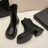 Comercio Exterior Transfronterizo Elegante Bestseller de Comercio Exterior Alto Temperamento Botas de Cuero Estilo Clásico Moda de Exportación Doc Martens Adelgazantes Versátiles
