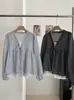 Camisa de Manga Larga con Cordones y Cuello en V Falsa de Dos Piezas para Mujer KEKEZOON, Corte Holgado con Adorno de Volantes, Top de Tendencia para Principios de Otoño 8897
