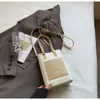 Bolsa Quadrada Pequena Tendência de Luxo Portátil 2025 Novo Estilo Coreano Moda Simples Bolsa de Ombro Design de Nicho Bolsa Transversal