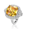 Transmissão ao Vivo do TikTok de Novo Colar com Pingente de Diamante de Alto Carbono, Brincos de Luxo Europeus e Americanos, Anel de Diamante Amarelo Totalmente Cravejado com Micro Zircônias