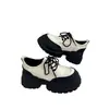 Sapatos de Couro com Salto Aumentado e Solado Grosso Estilo Britânico Francês para Mulheres, Novos Mocassins Plataforma Pretos Primavera 2026