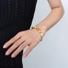 Marca Europeo y Americano Exagerado Pulsera de Titanio pulsera pulsera Nicho Remache Oro de 18K Geométrico Hip Hop pulsera