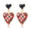 Nuevos Pendientes de Corazón Rojo Reina de Poker, Pendientes de Lujo Ligero con Forma de Corazón Incrustados con Diamantes, Aretes Personalizados y Elegantes