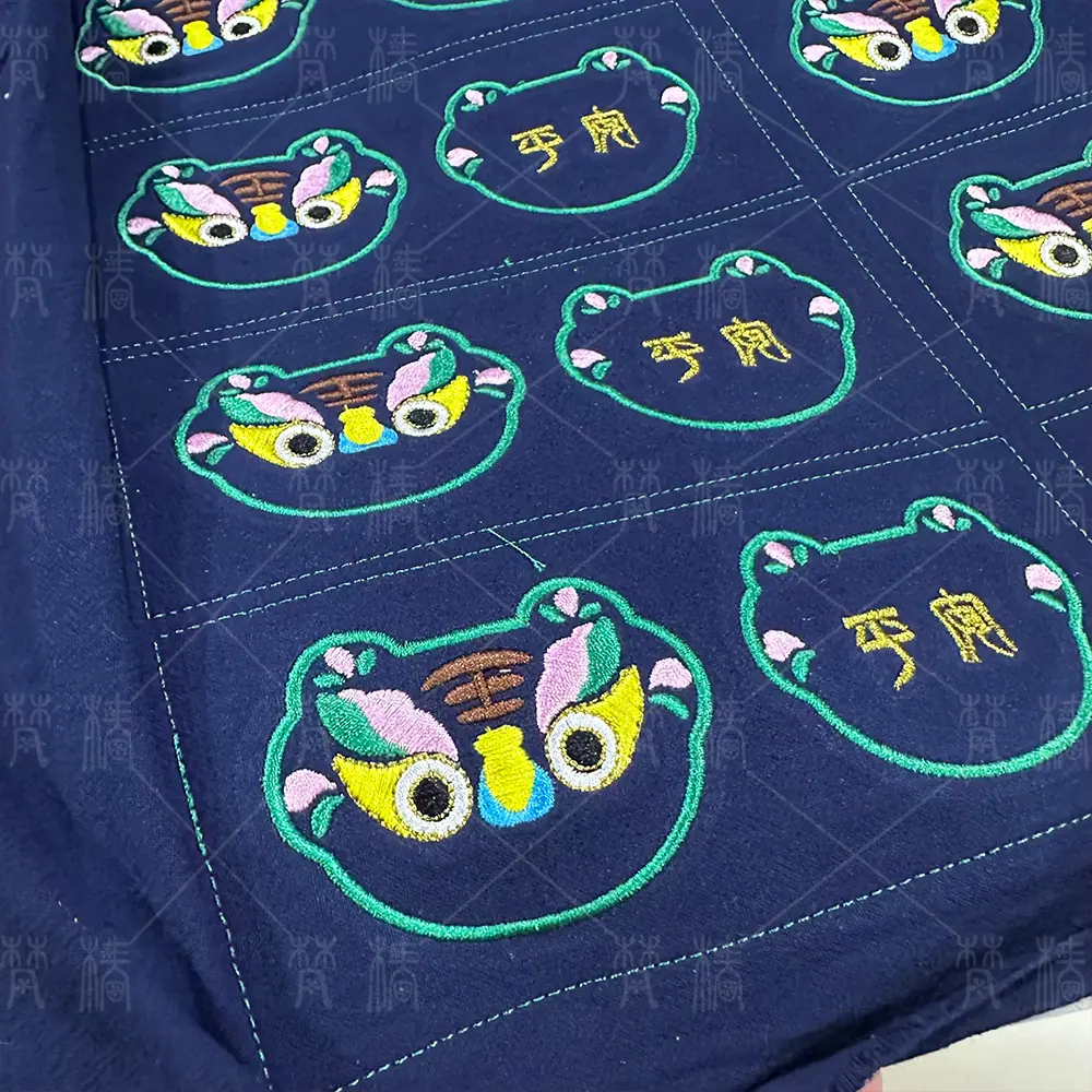 绣片虎头锁8.jpg