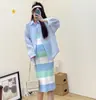 Vestido para gestantes primavera e verão 2024 Novo da celebridade da internet moda elegante mãe quente modelador vestido de tricô listrado + camisa de proteção solar