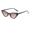 Nuevas Gafas de Sol Triangulares Ojo de Gato de Colores Dulces Personalizadas Transfronterizas Europeas y Americanas de Rain, Gafas de Sol de Moda para Estilizar