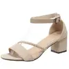Sandálias femininas de salto alto, estilo novo 2026, transfronteiriças, moda europeia e americana, plus size, cor sólida, bico redondo, com uma tira, da moda